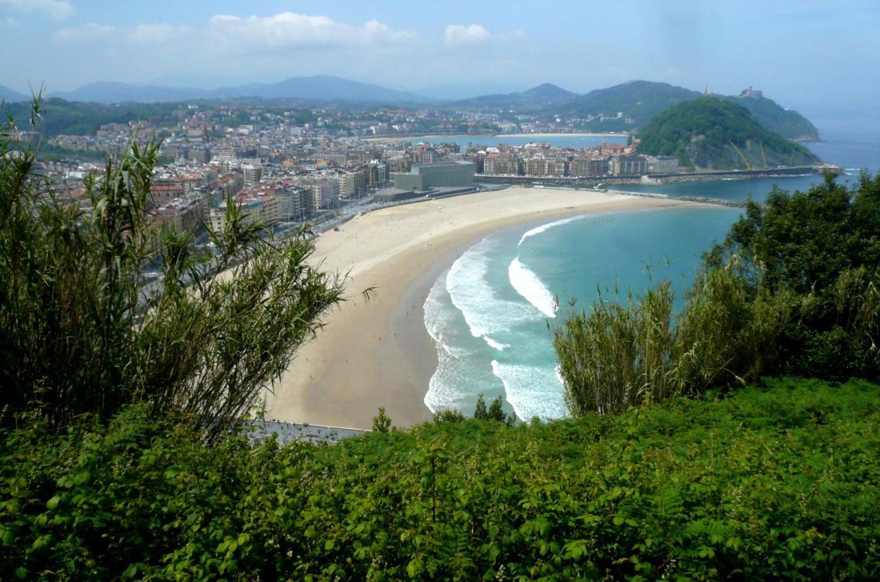 Beach And Chill Apartment By Cisan Rentals San Sebastian Bagian luar foto
